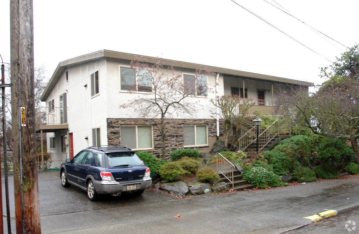 Foto del edificio - 501 NE 73rd St