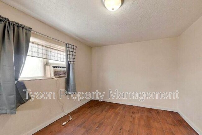 Foto del edificio - 200 St Francis Rd NW