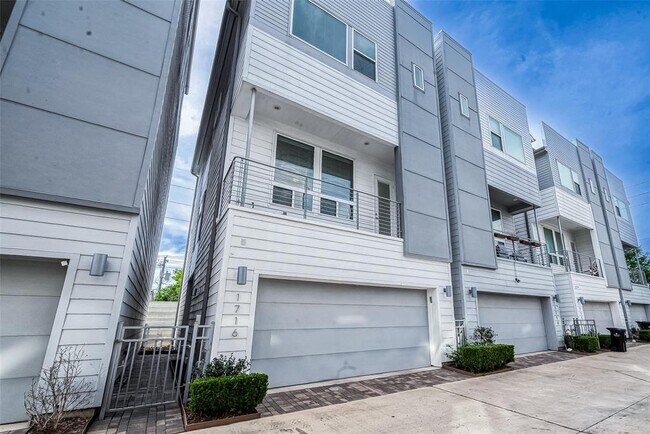 Foto del edificio - 1716 Eado Point Ln