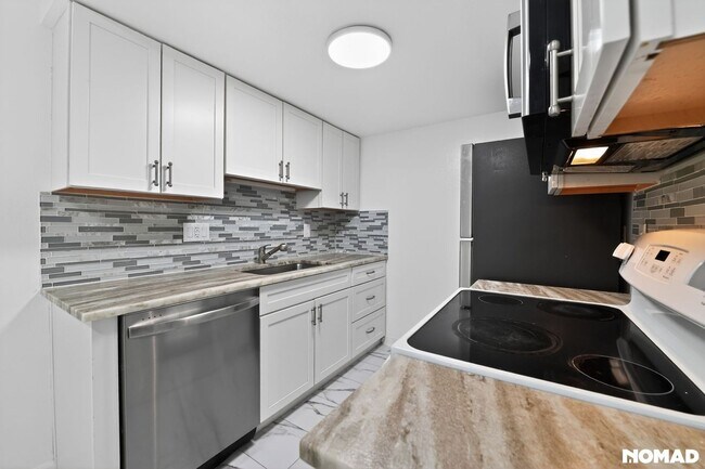 Foto del edificio - 747 W Cleveland Cir