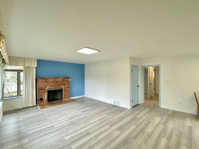 Foto del edificio - Great Home for rent