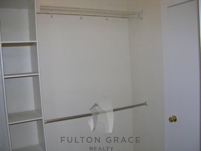 Building Photo - 4521 Malden St