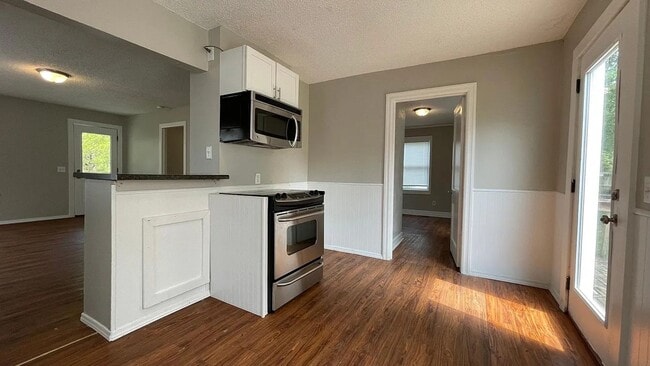 Foto del edificio - Updated 2 bed/1 bath home!