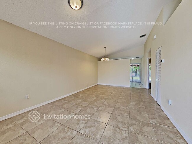 Building Photo - 21441 SW 88th Ave