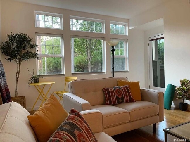 Photo - 513 Swallowtail Ct Apartment