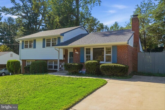 Foto del edificio - 8009 Gosport Ln