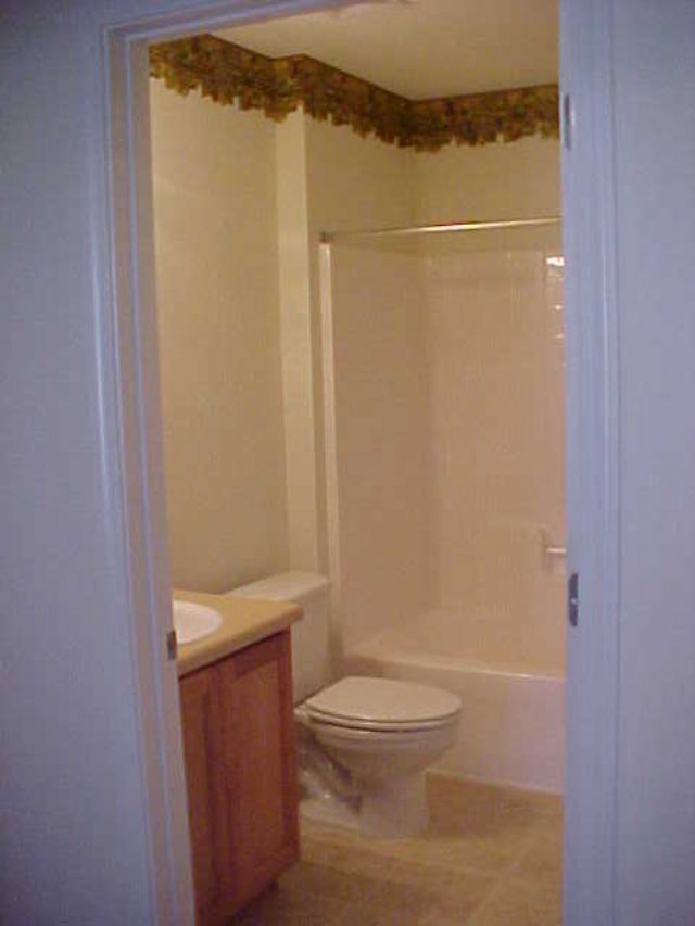 Building Photo - 8907 Camelot Pl