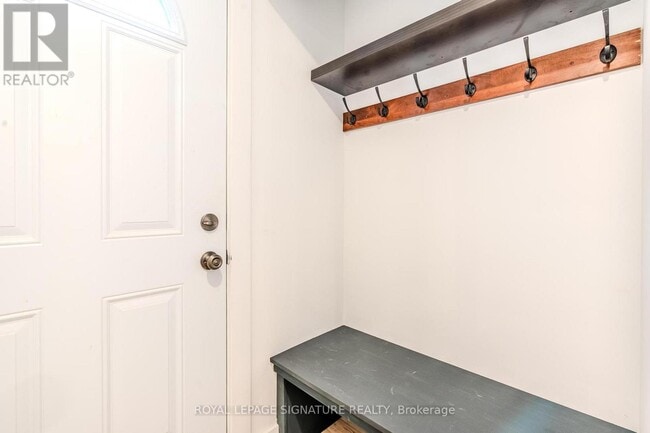 Photo du bâtiment - 41 Windsor Dr