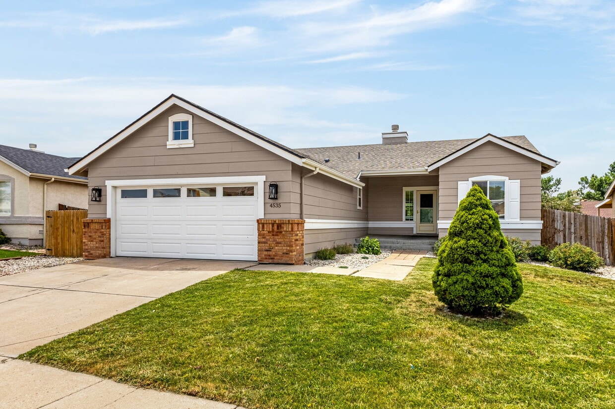Photo - 4535 Star Ridge Dr (Colorado Springs, CO)