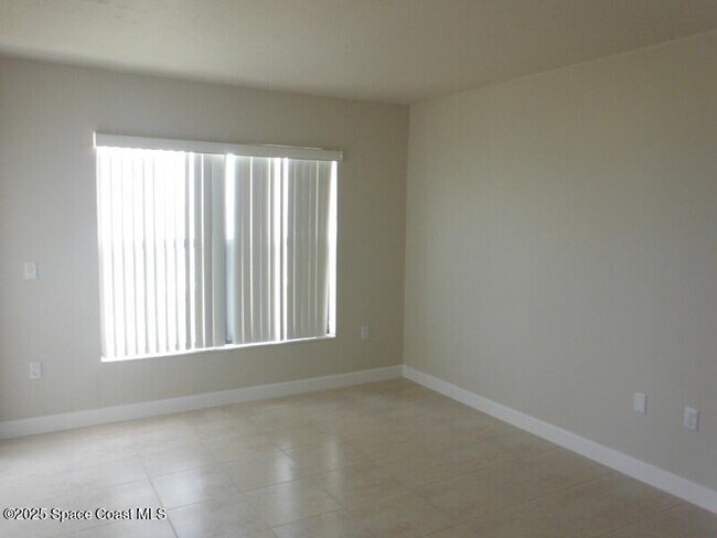 Building Photo - 2975 S Hwy A1A