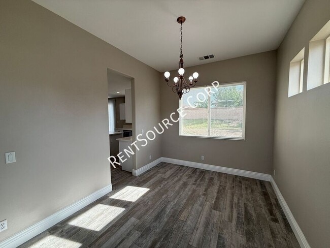 Building Photo - 3724 West Avenue