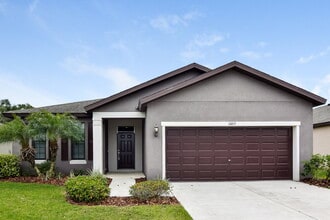 Building Photo - 10615 55th Ct E