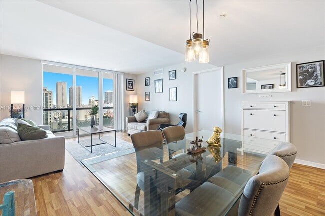 Foto del edificio - 50 Biscayne Blvd