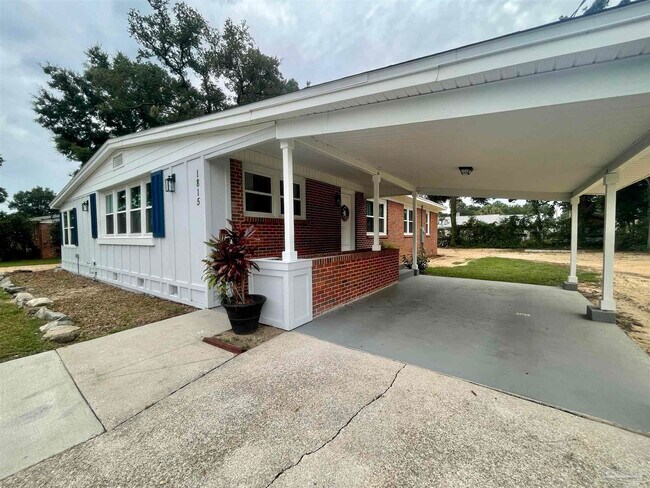 Building Photo - 1815 Hallmark Dr