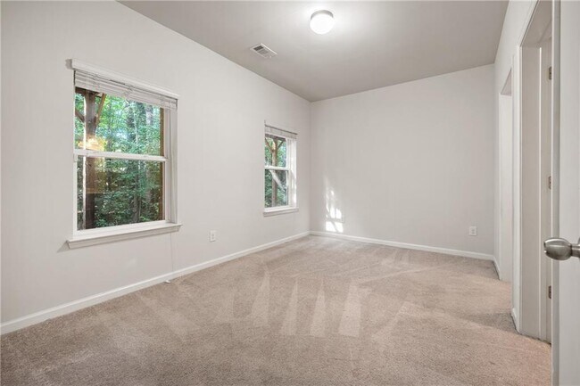 Foto del edificio - 2163 Pebble Beach Dr