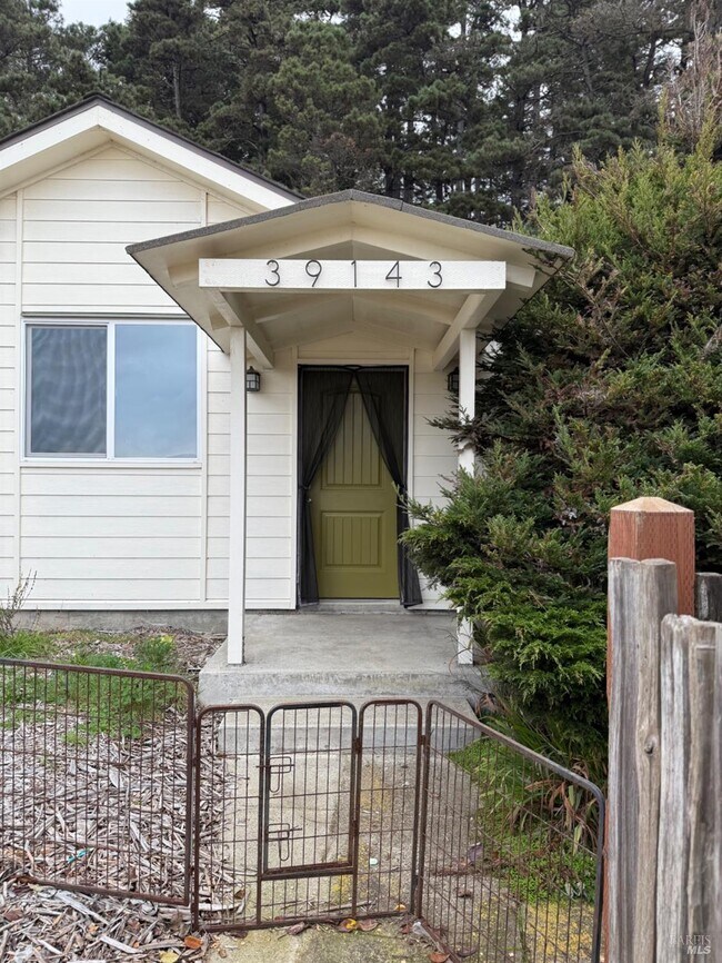 Foto del edificio - 39143 S Hwy 1