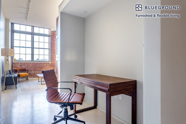 Foto del edificio - 275 Medford St