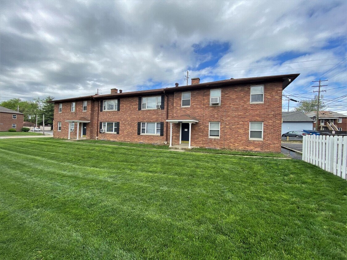 Primary Photo - 1 Bedroom- Grandview Area
