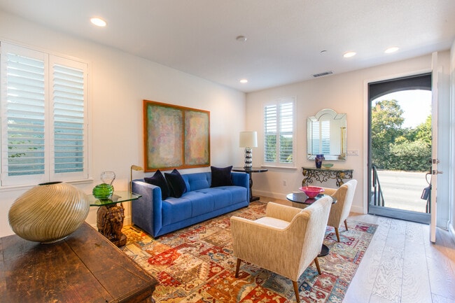 Foto del edificio - 1110 Healdsburg Ave