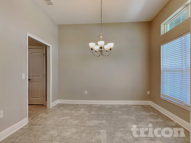 Foto del edificio - 2471 Twin Lake View Rd
