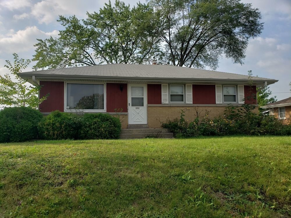 8201 W. Mill Road 3 Bedroom House House Rental in Milwaukee, WI