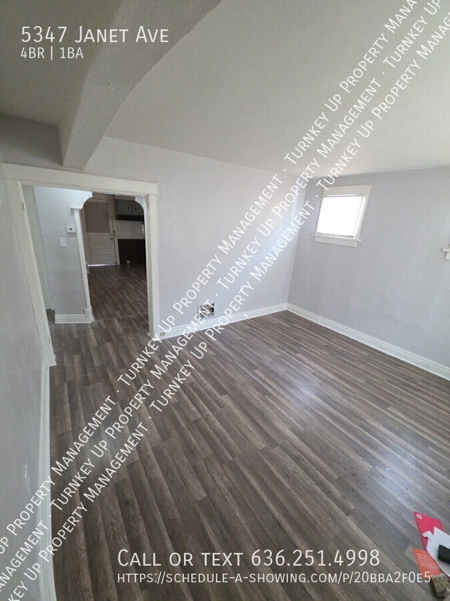 Foto del edificio - 5347 Janet Ave