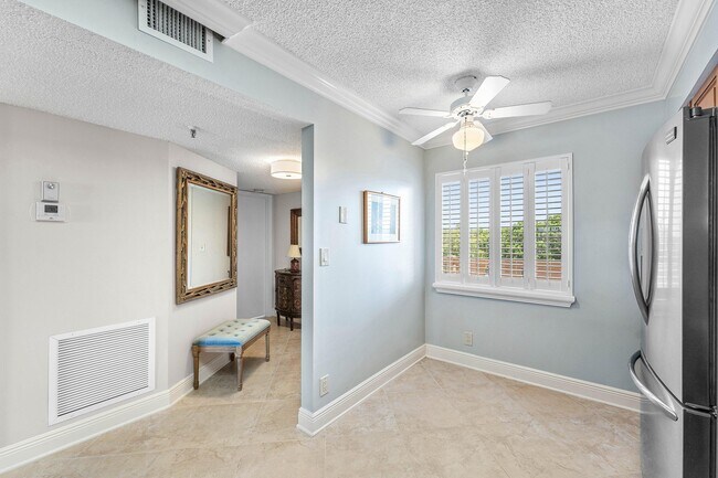 Foto del edificio - 7076 Huntington Ln