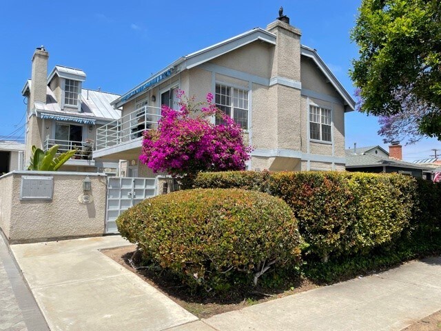 Primary Photo - 3742 Jewell St