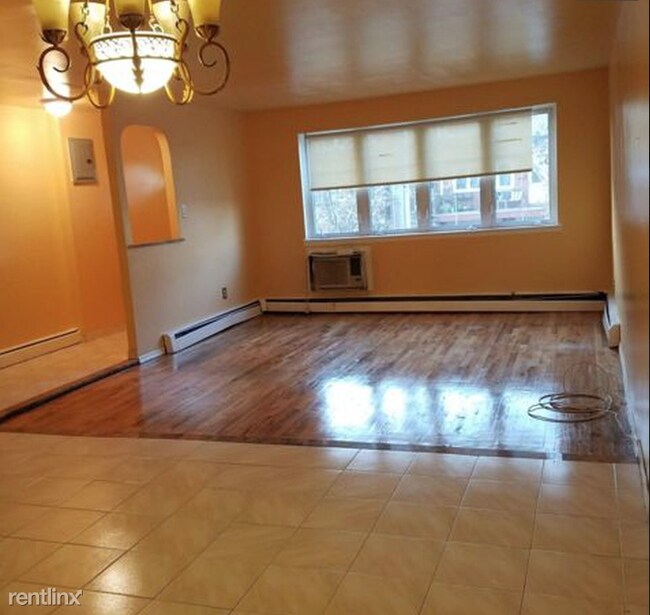 Building Photo - 7248 Bergen Ct
