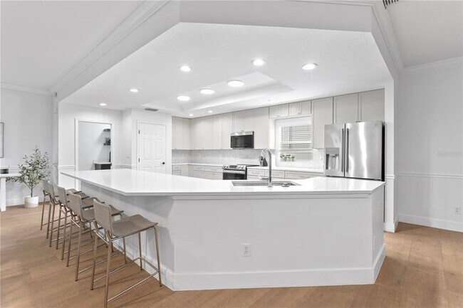 Building Photo - 4012 W El Prado Blvd