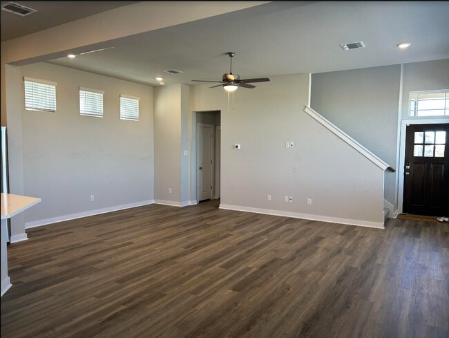 Building Photo - 12600 Penguin Path