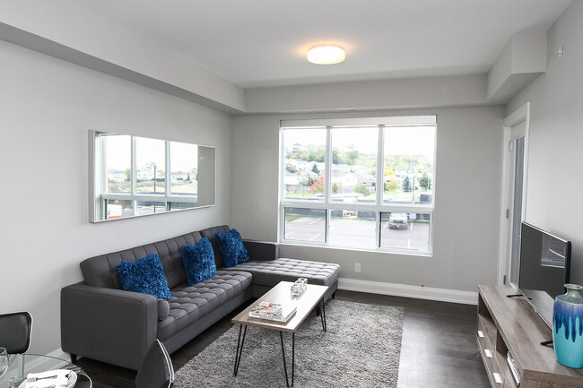 Building Photo - Greenbrier Place Apartments