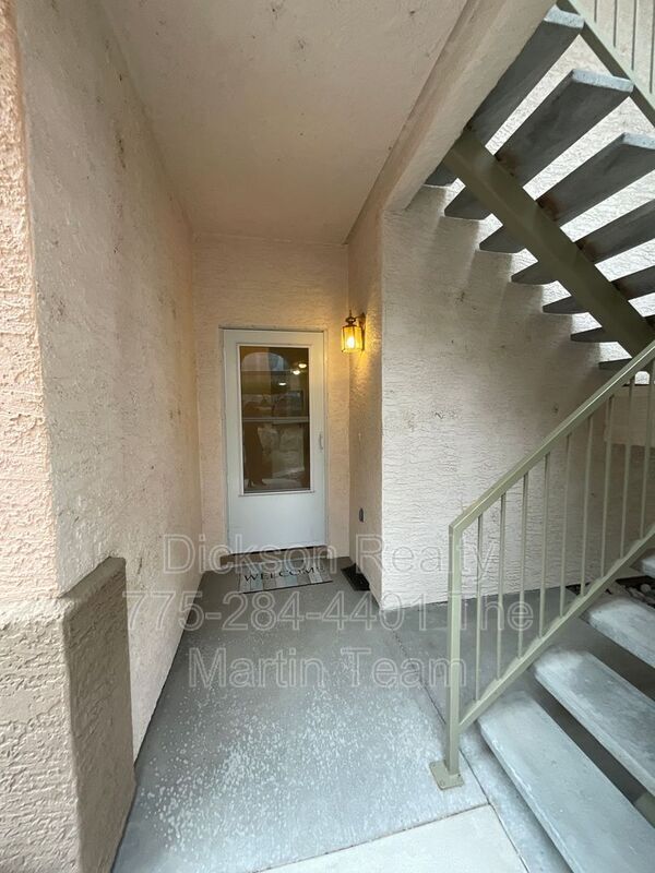 Building Photo - 6140 Ingleston Dr