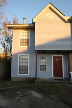 Building Photo - 2331 Justin Ln