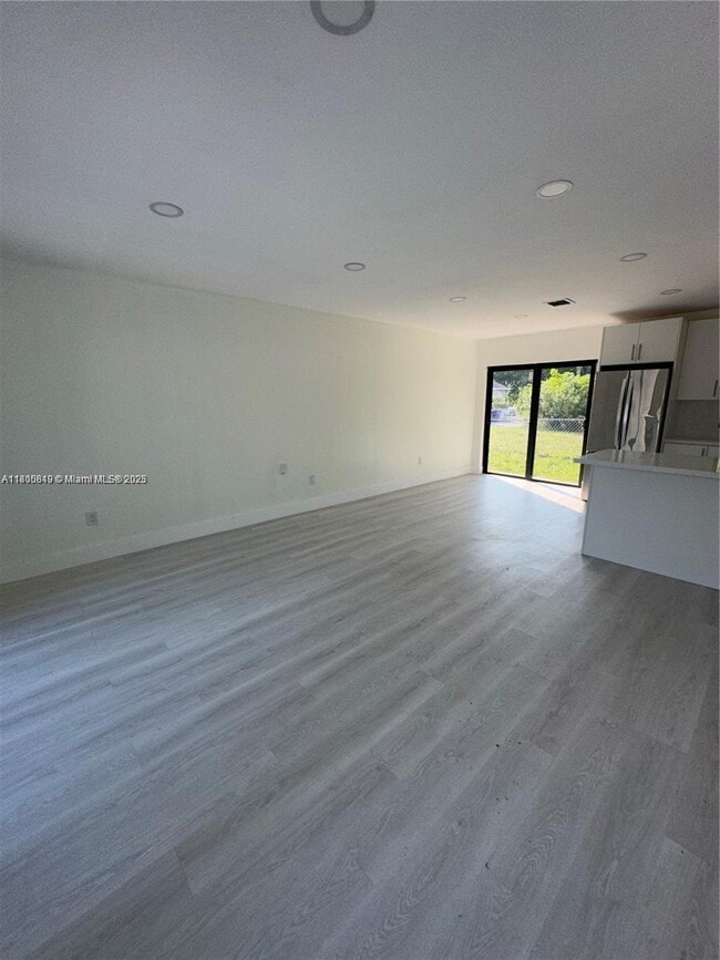 Foto del edificio - 2983 NW 191st Terrace