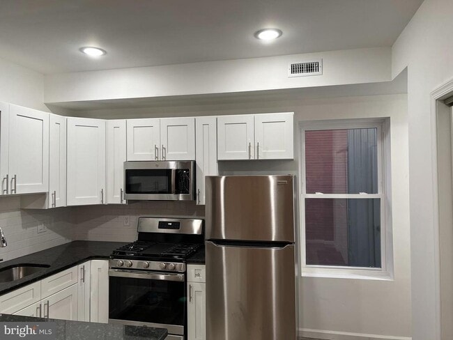 Foto del edificio - 2814 Master St