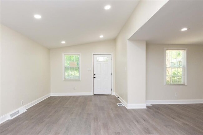 Building Photo - 1645 Abner Terrace NW
