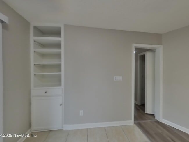 Foto del edificio - 4963 Beige St