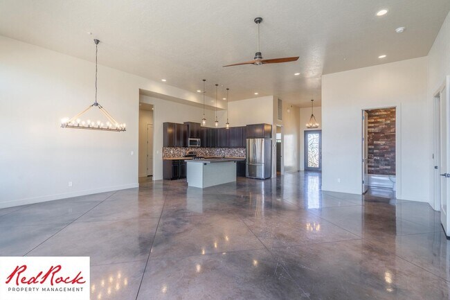 Foto del edificio - 4 Bedroom Luxury Home Near Sand Hollow
