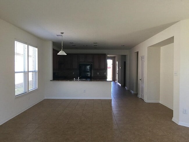 Foto del edificio - 21015 Blackstone Villa Ln