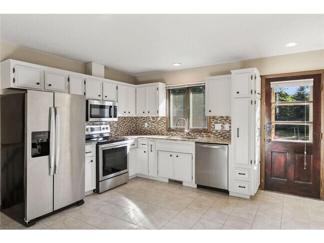 Foto del edificio - 7207 Heatherton Cir