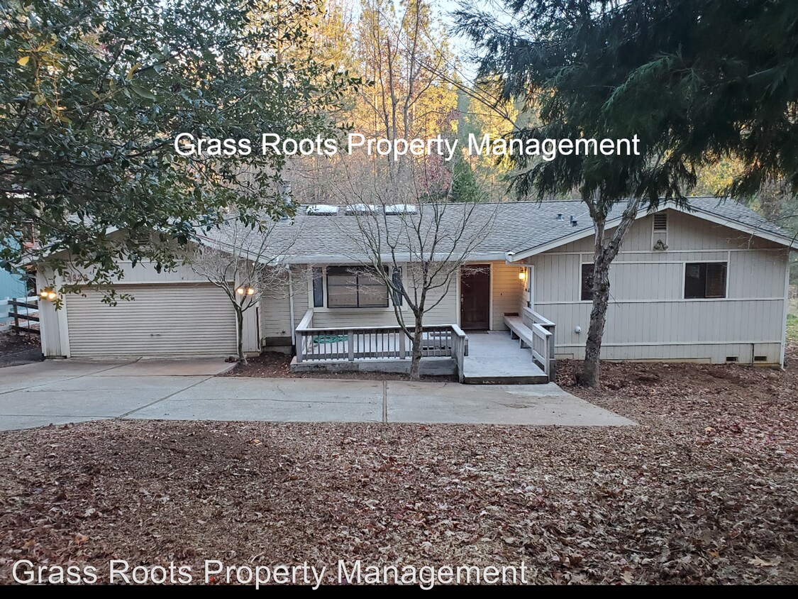 Primary Photo - 3 br, 2 bath House - 14829 Stinson Drive