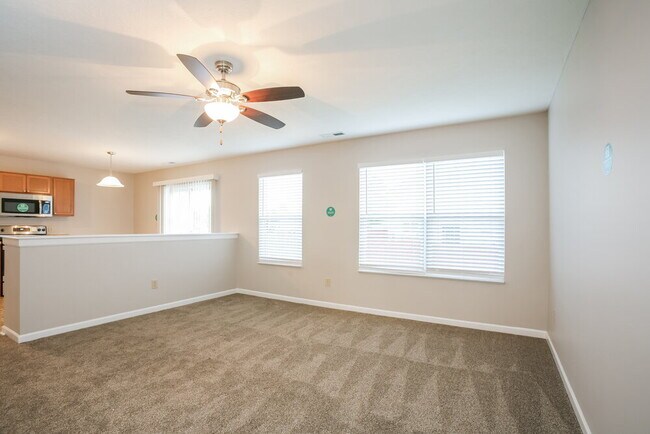 Foto del edificio - 2208 Rossington Ln