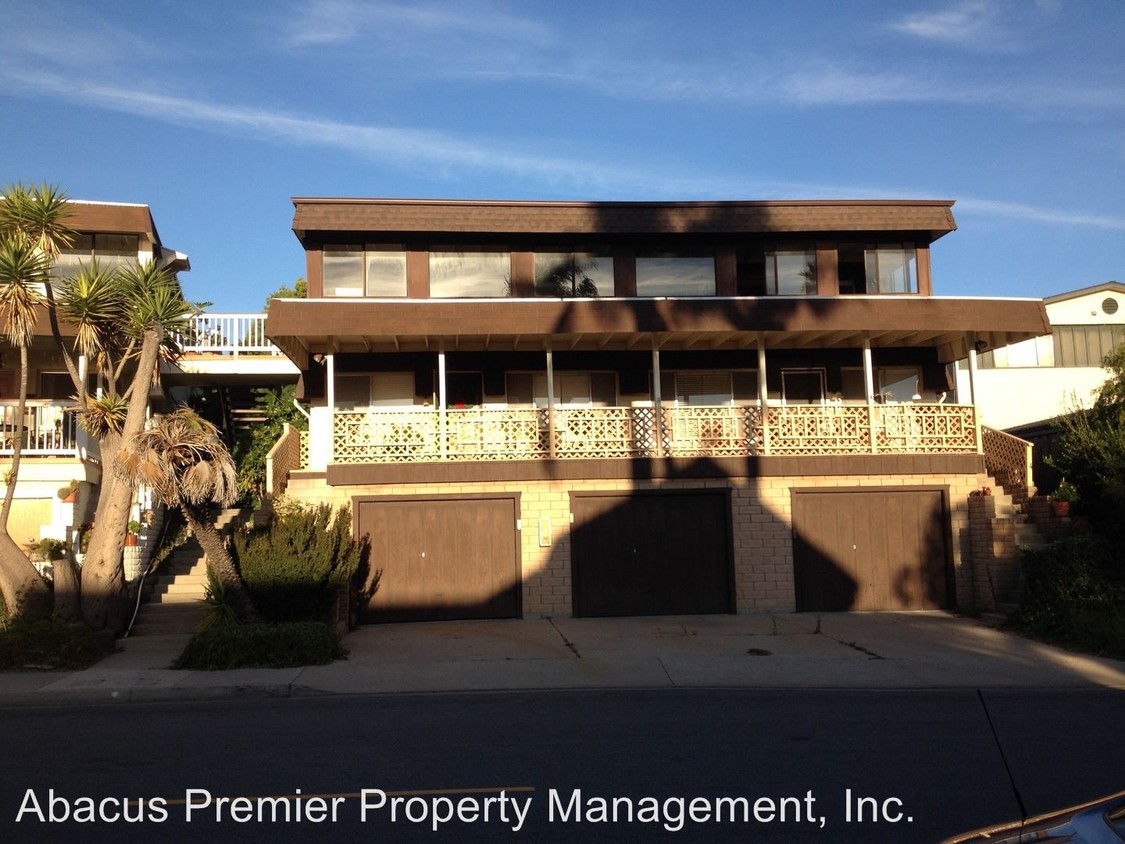 Primary Photo - 2614 Spyglass Dr