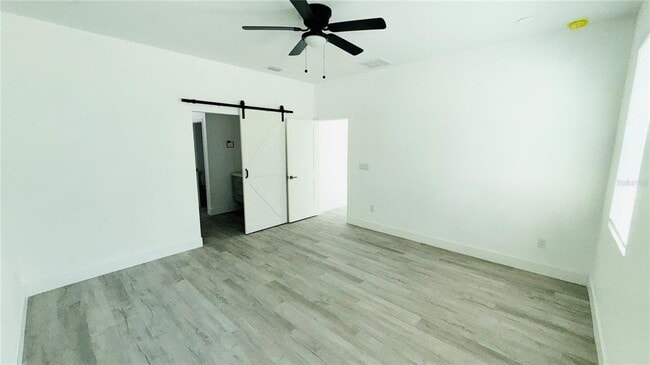 Foto del edificio - 7626 Cypress Dr