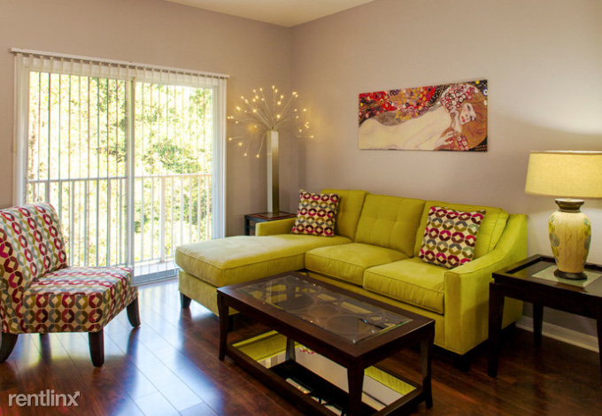Primary Photo - 4 br, 3.5 bath Townhome - 6025 GIBSON AVE