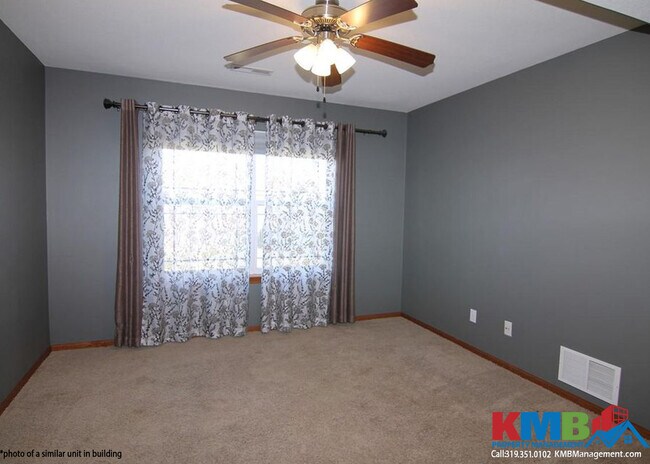 Foto del edificio - 270 Watercress Rd
