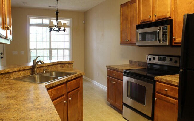 Building Photo - 125 Belmont Cir
