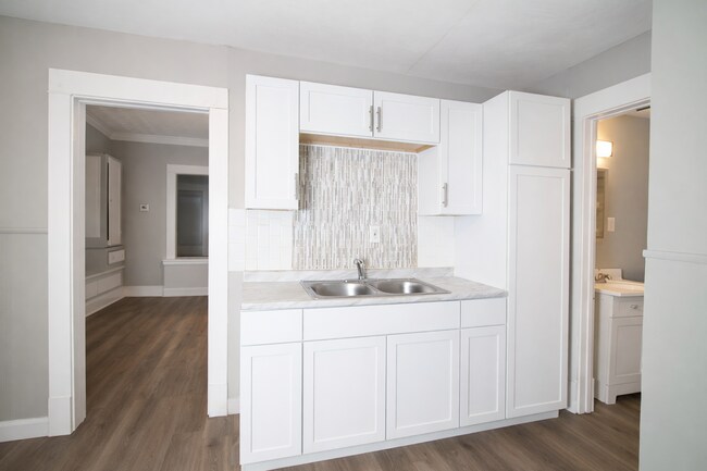 Foto del edificio - 10514 Mount Auburn Ave