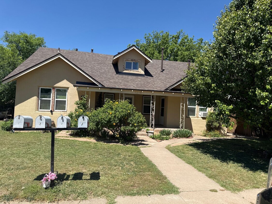 Foto principal - 1218 Wallace St